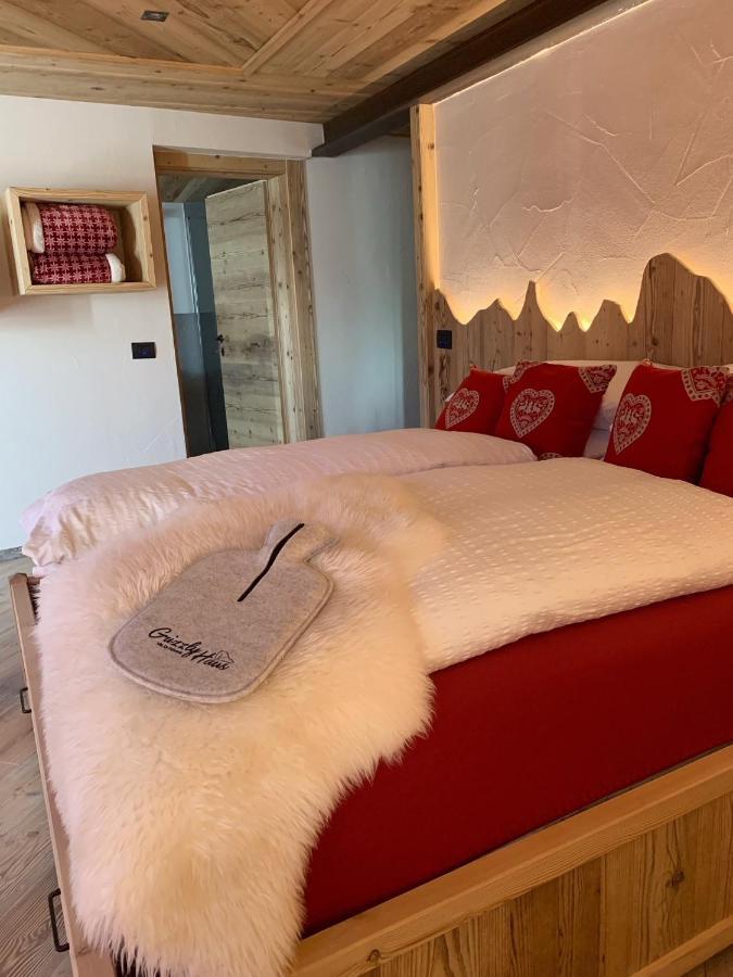 Grizzly Haus & Frosch Restaurant - Teritoria Bed and Breakfast Varena Exteriör bild