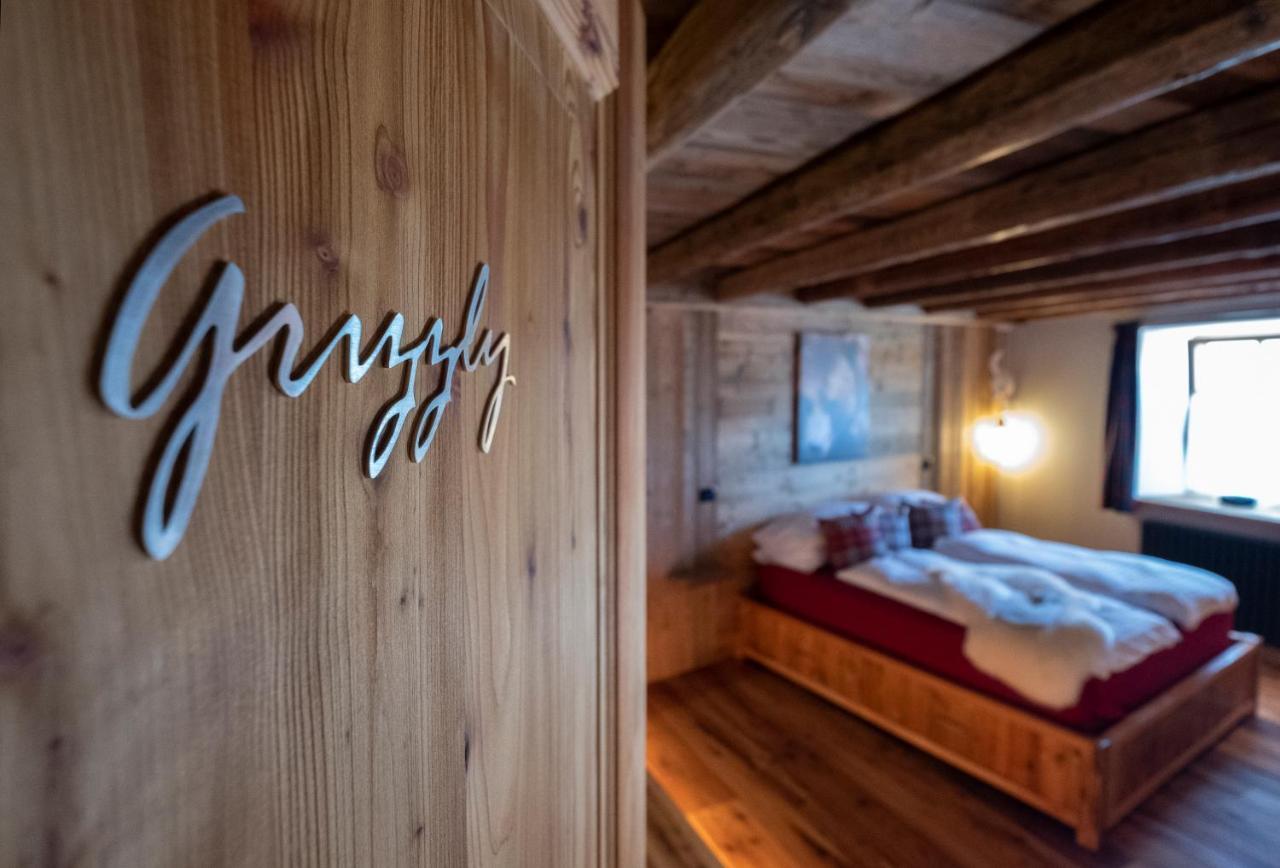 Grizzly Haus & Frosch Restaurant - Teritoria Bed and Breakfast Varena Exteriör bild